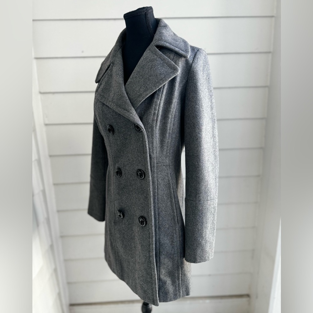 Coat - Picture 2 of 3